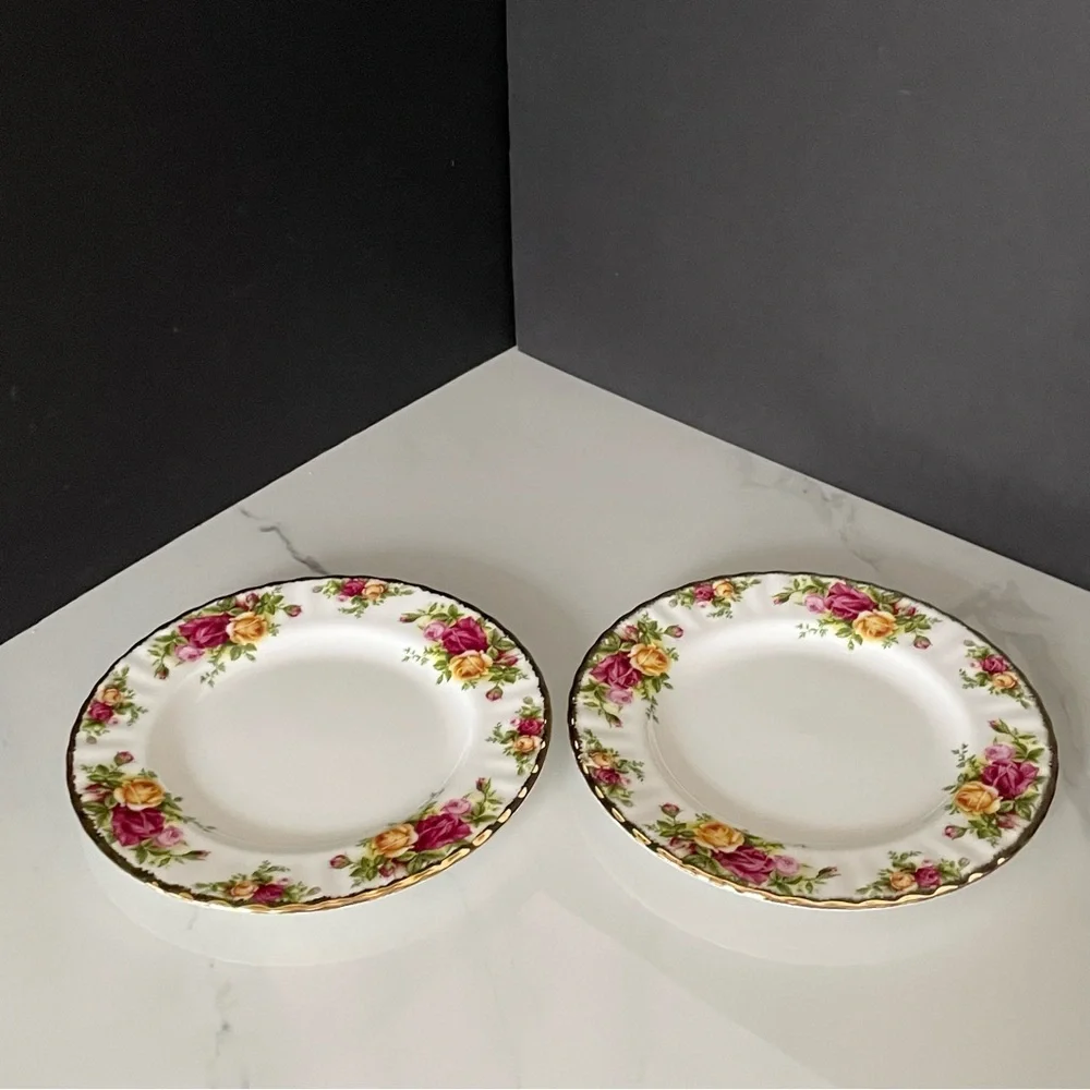 SET of 2 Salad Plates - Old Country Roses by Royal Albert
